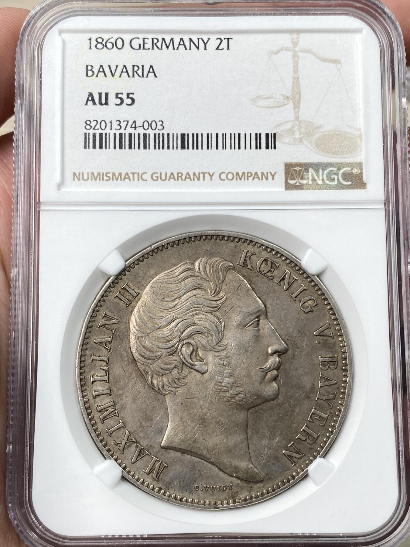 万国钱币拍卖第060期（万国六十期纪念大拍） NGC AU55 1860德国巴伐利亚马克西米利安二世流通双狮2泰勒 马二双狮中的高难品种 仅两年发行 路二双狮同款纹章 原味淡彩状态舒适