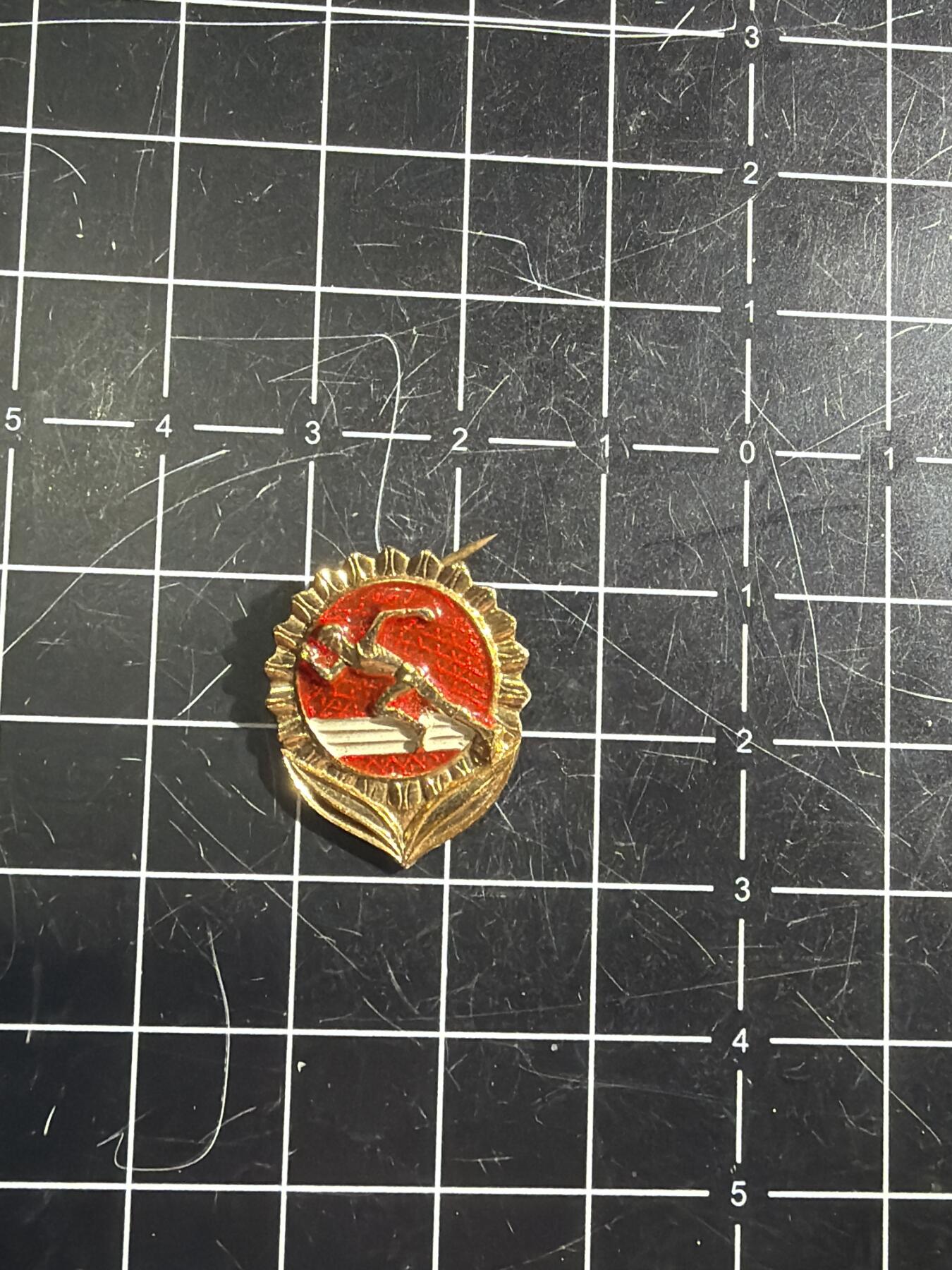 古冰库章牌勋赏收藏0起拍卖 青年制劳卫制