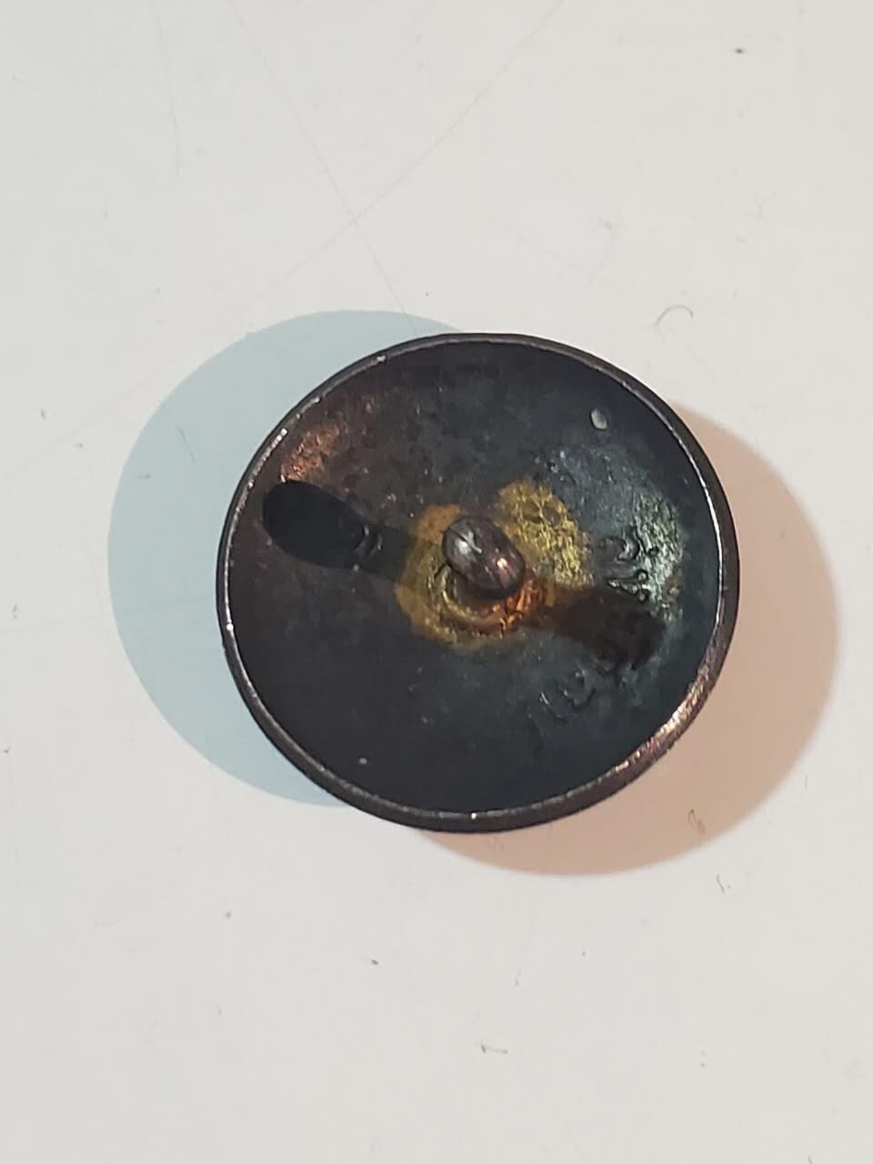 韵星假日军品类拍卖第三十九期暨默多克中校夫妇专场 -- Rimey Holidays Militaria Auction 39 & The Modoks Collection  泰王国银制皇家武装力量军官证章 二战时期拉玛八世 表面为珐琅 通体纯银 经典珠宝厂制作 背打标 稀有 颁发给二战泰国指挥作战军官 后不再生产