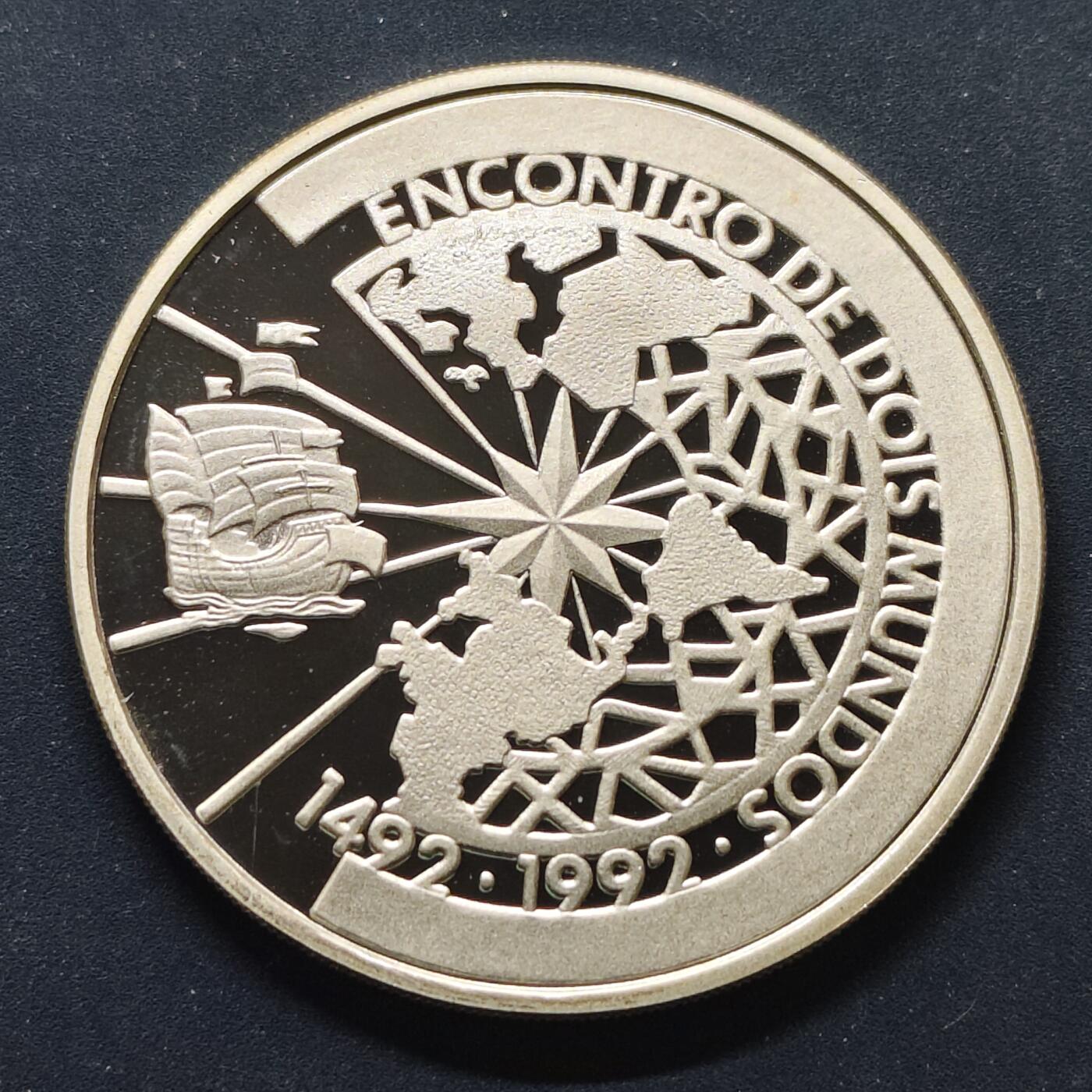 【全场包邮】纯粹捡漏拍499场-持续更新中 【伊比利亚美洲系列首套发现美洲500周年】巴西1991年500克鲁塞罗精制纪念银币【40毫米27克92.5%，估算纯银价约699元（按28元/克银价核算）】