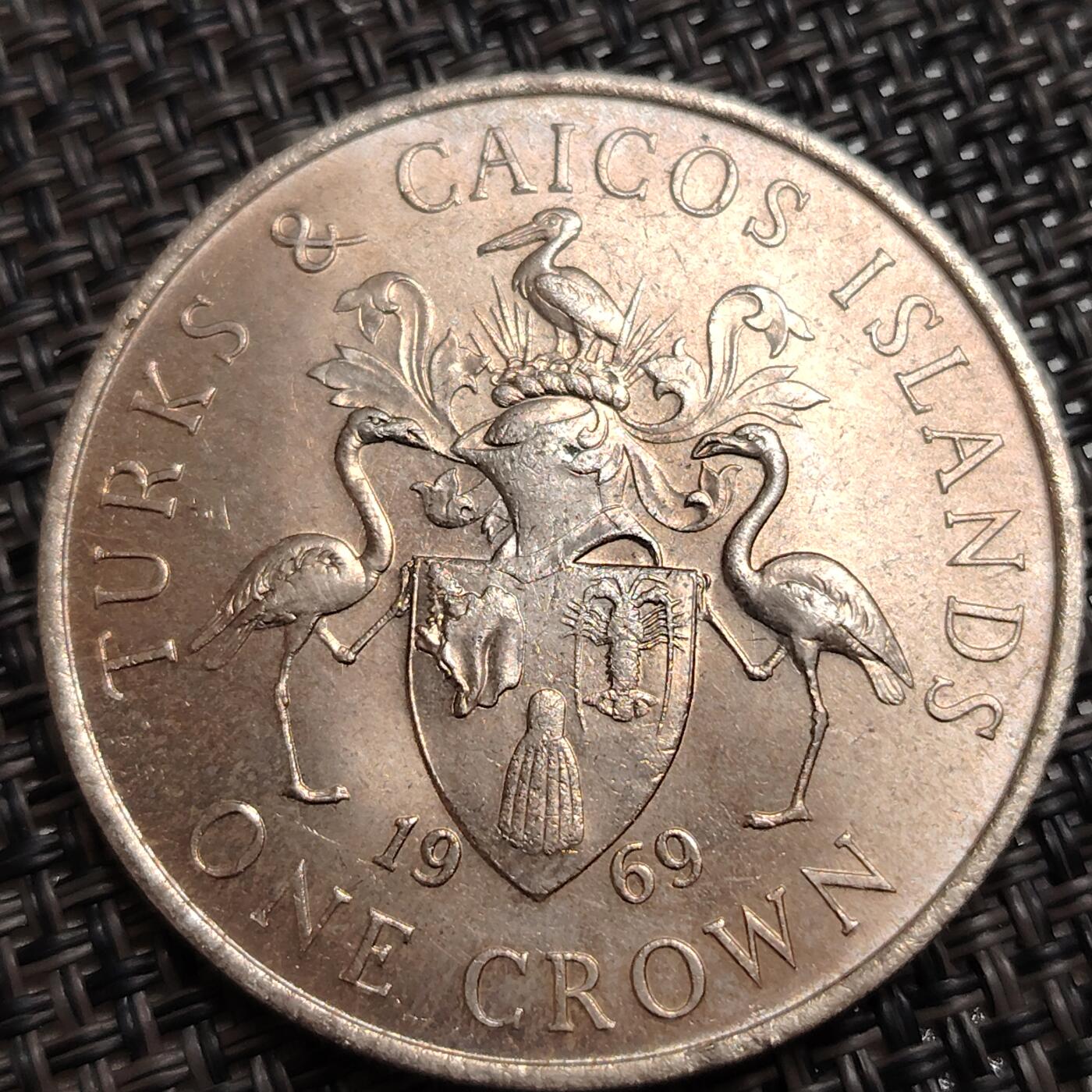 布加迪🐬～世界钱币(上海)🌾第 272 期 /  各国套币和散币 特克斯和凯科斯群岛 1969年 1克朗 38.5mm