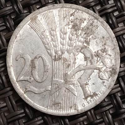 布加迪🐬～世界钱币(上海)🌾第 272 期 /  各国套币和散币 - 捷克斯洛伐克 1951年 20哈拉铝币