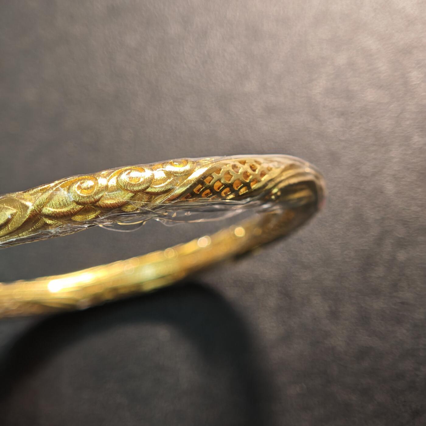 【德藏】世界币章拍卖第163期（拍品征集中~欢迎藏友联系） 2025年 喀麦隆哪吒乾坤圈镀金镶嵌环形纪念银币 925银 原盒 带证书 直径约：58mm；重约：23g