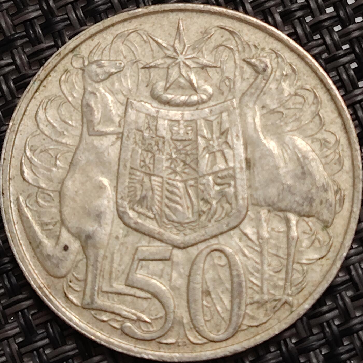 布加迪🐬～世界钱币(上海)🌾第 272 期 /  各国套币和散币 澳大利亚🇦🇺 1966年 50分银币 13.28g 31.65mm 800银