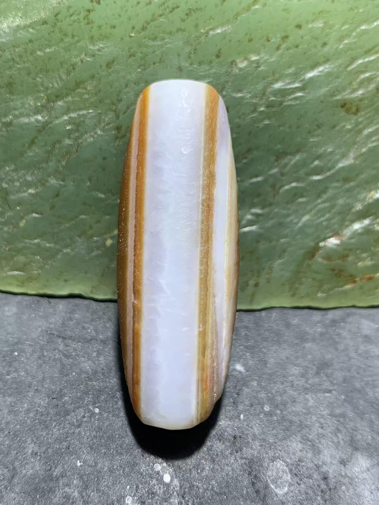 精美红白风化纹双天眼高玉化缠丝玛瑙桶珠一颗，