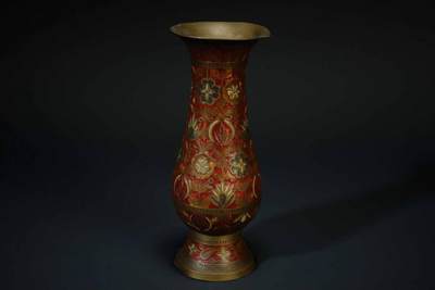 上海都达杂项专场十二（全场包邮】 - 铜錾刻花卉花瓶83-22