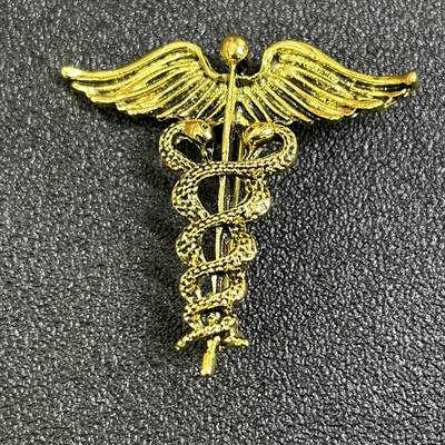 西秦中古拍卖第七十四期 - 欧美医疗兵符号 金色