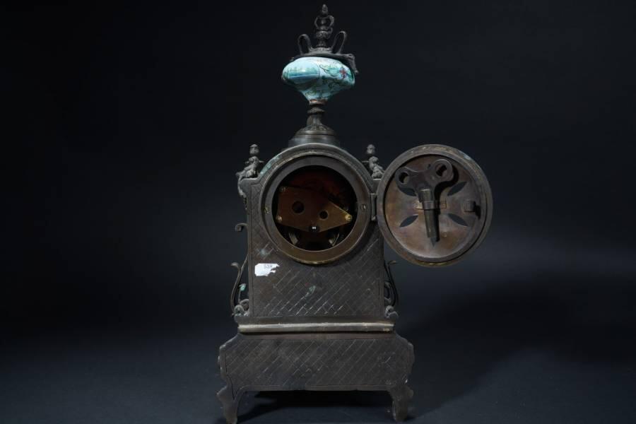 上海都达杂项专场十二（全场包邮】 西洋全铜画珐琅人物大摆钟83-5