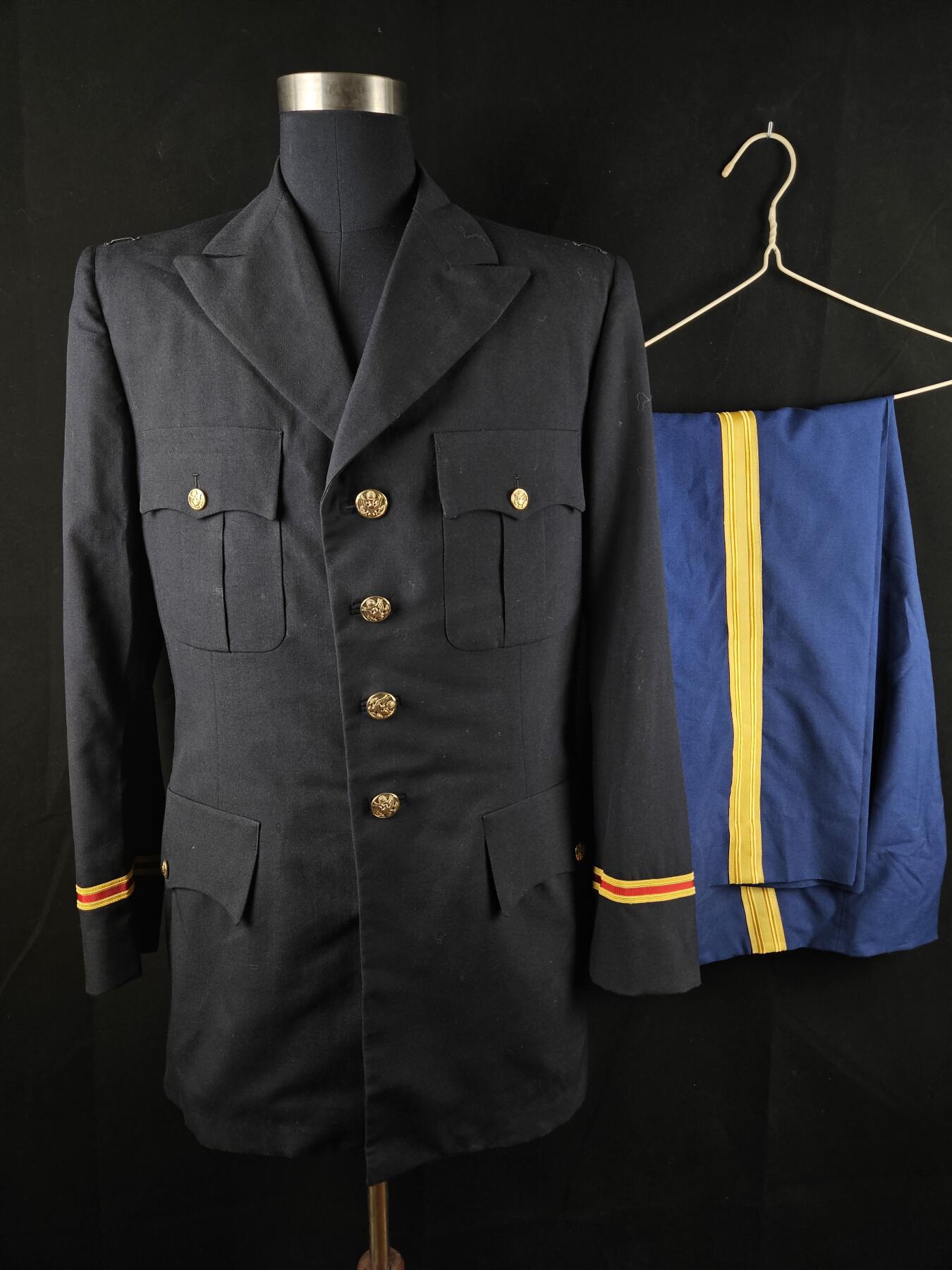 0元起拍勋章 第330期 咸鱼国勋章拍卖专场 2月1日（周日）下午6：00开始