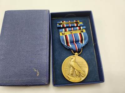 南水社首场拍卖 - 美国二战美洲战役奖章 完整带盒略 商业版