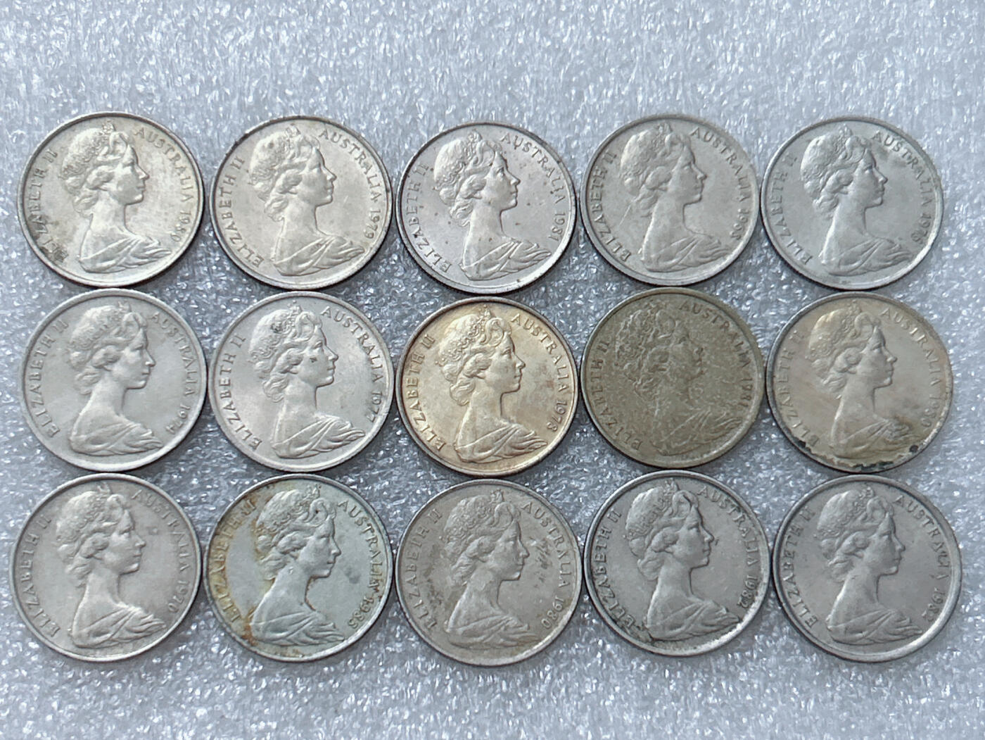 第一海外回流一元起拍收藏 散集专场  第296期 澳大利亚5分硬币 花冠女王版 15枚