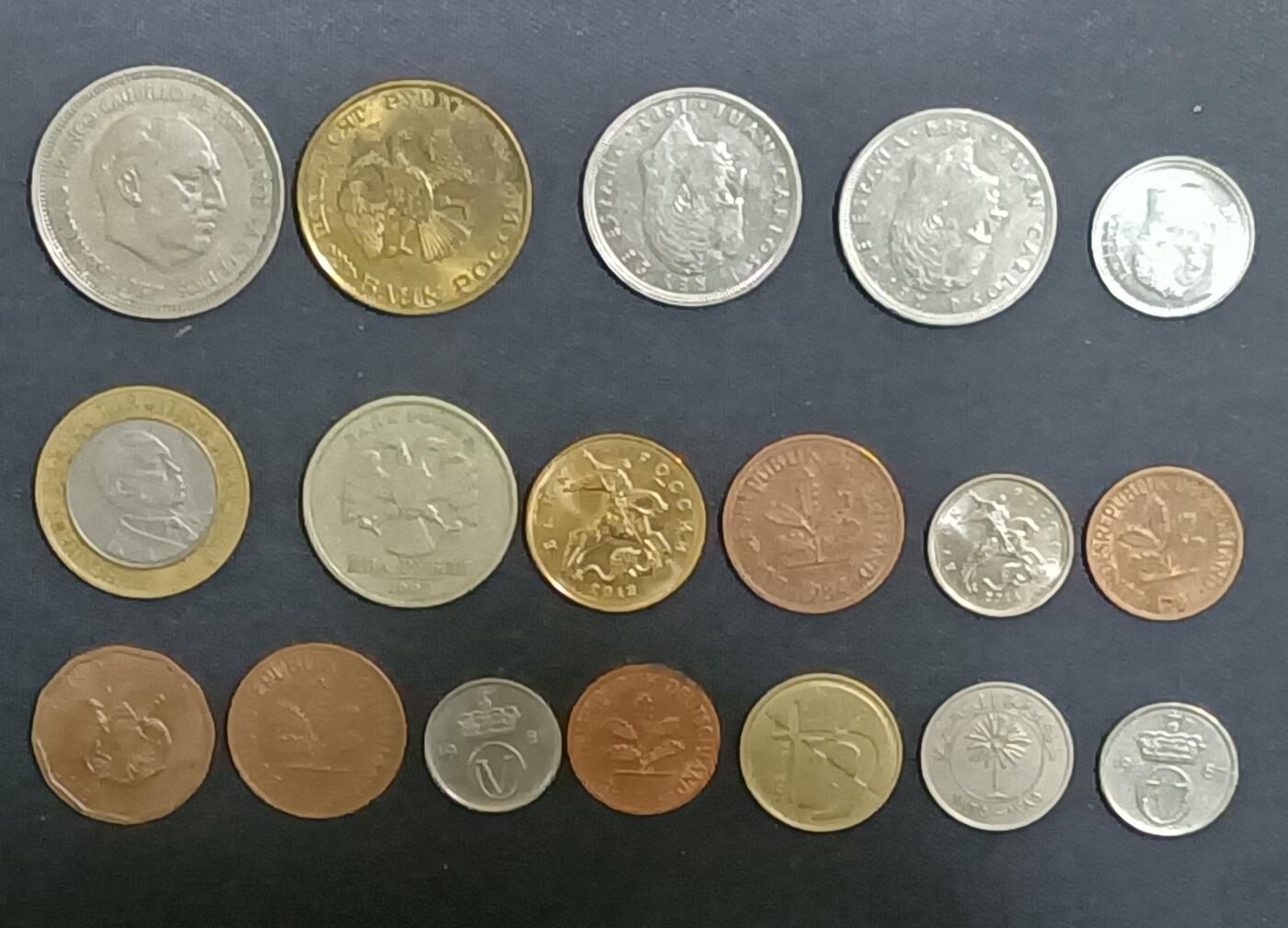 【游宝拍卖】乙巳蛇年第115期 蛇年收官场 世界各国硬币 18枚