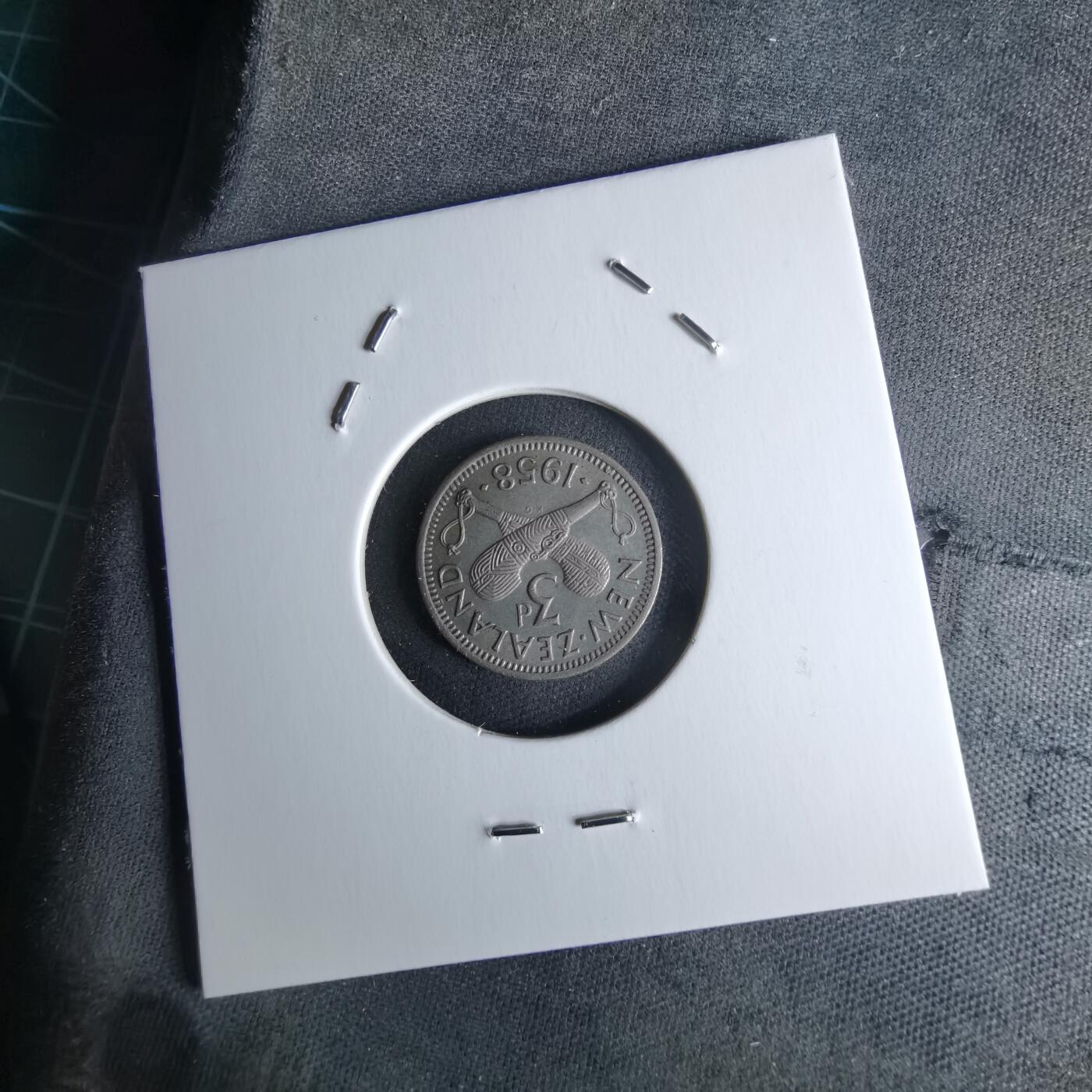 沼泽如烟--第979场 新西兰1958年3便士