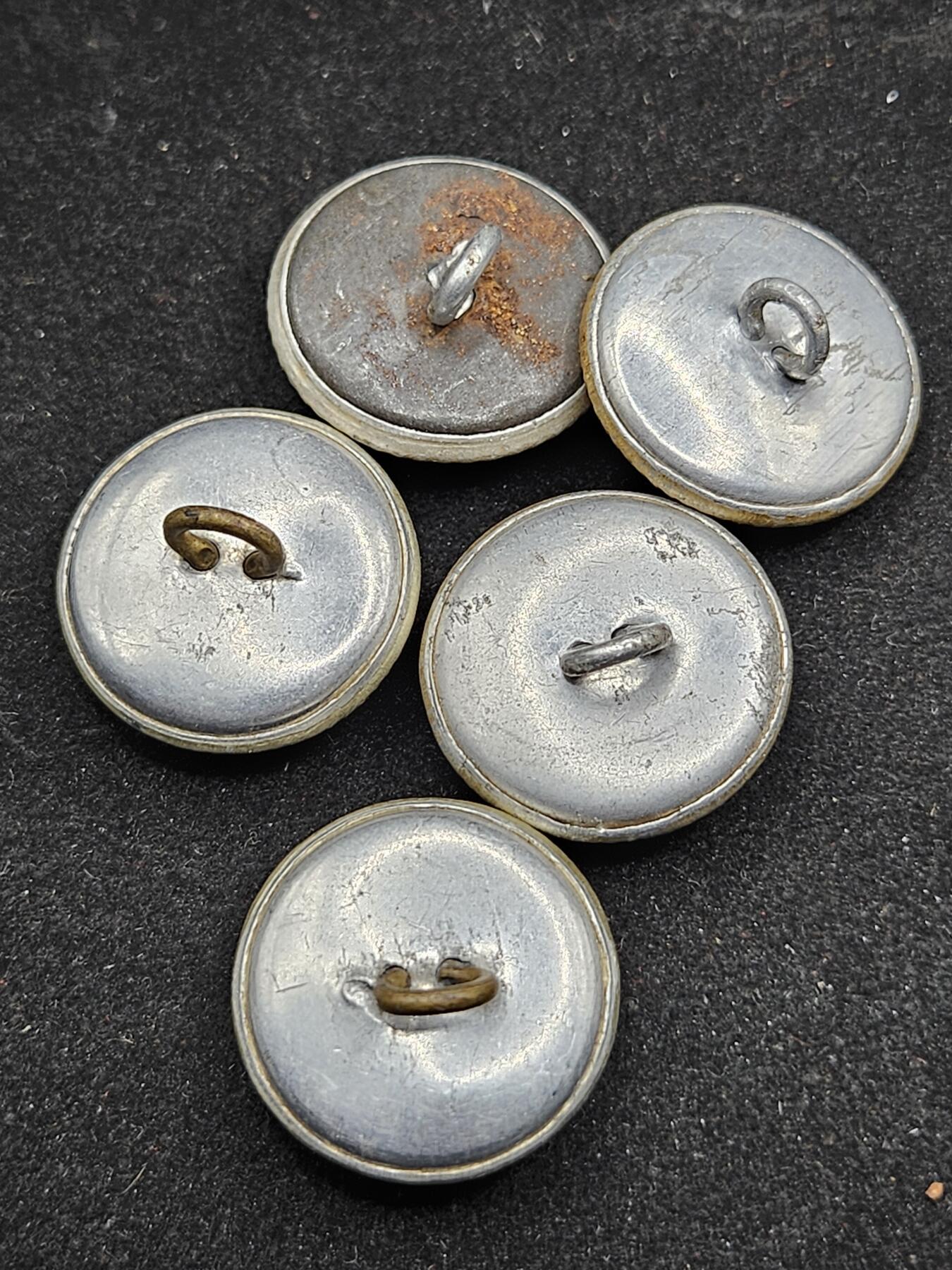 0元起拍勋章 第330期 咸鱼国勋章拍卖专场 2月1日（周日）下午6：00开始 原品 日本战时 海军二种扣子