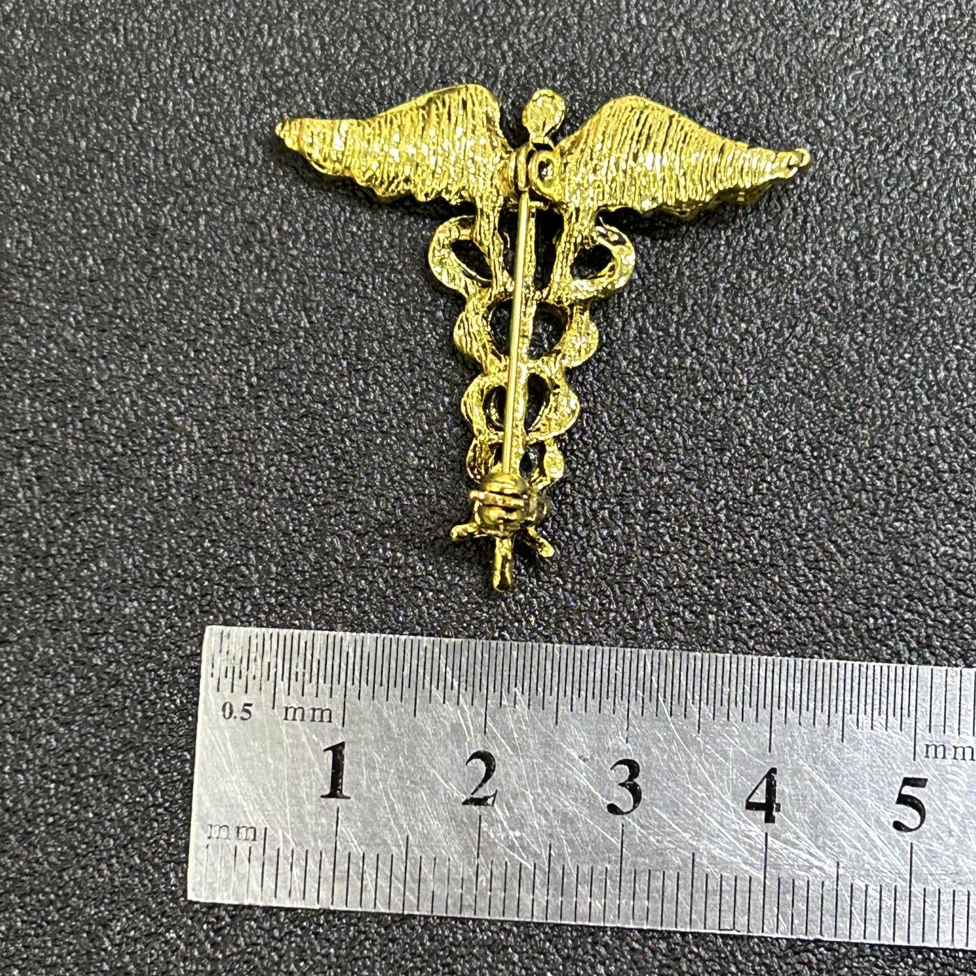 西秦中古拍卖第七十四期 欧美医疗兵符号 金色