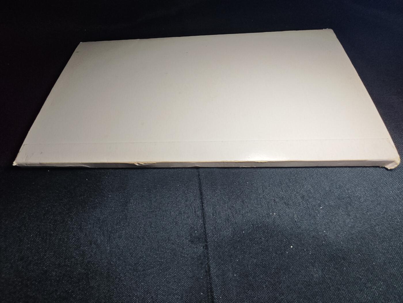 KK钱币收藏小铺  第400期  百期特拍（四拍之四）2月预留时间 周末发货  1981库克群岛查尔斯戴安娜王妃婚 礼纪念清年精制币一套 册套完整 大册!