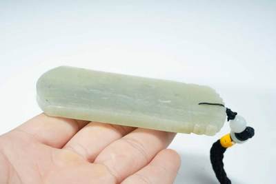 上海都达杂项专场90【全场包邮】  90年代 和田玉精雕《人物诗文》挂牌83-33