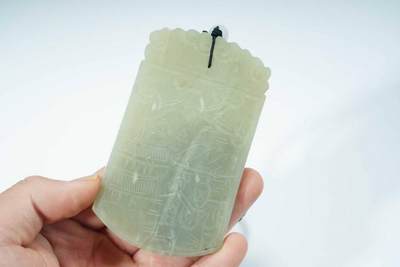 上海都达杂项专场十二（全场包邮】 - 90年代 和田玉精雕《人物诗文》挂牌83-33