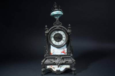 上海都达杂项专场90【全场包邮】  西洋全铜画珐琅人物大摆钟83-5