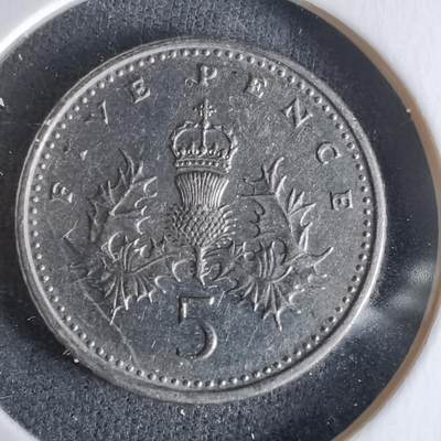 沼泽如烟--第979场 - 英国1990年5便士