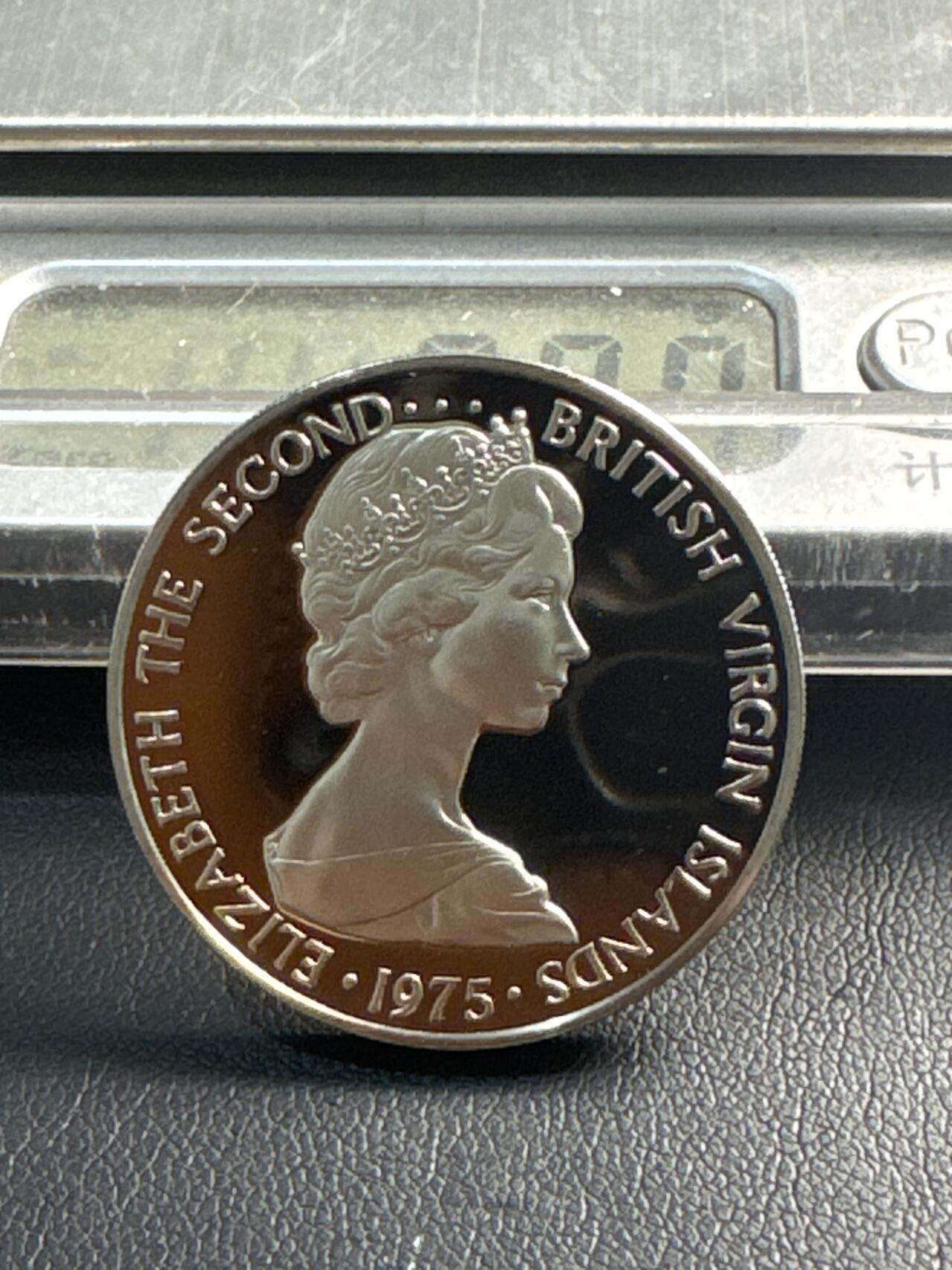 ❤️【币观天下】❤️ 第341期钱币拍卖- 2026.1.30周五晚上6点半场-长期征集拍品 春节前最后一场本场不能存放 节后恢复拍卖 1975 英属维尔京群岛 鹈鹕 1元【精制】铜镍币