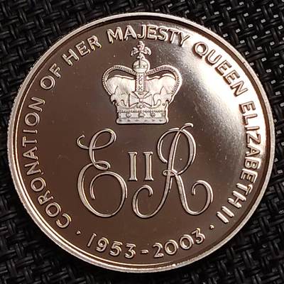 布加迪🐬～世界钱币(上海)🌾第 272 期 /  各国套币和散币 - 阿森松岛 2003年 50便士 女王加冕50周年纪念