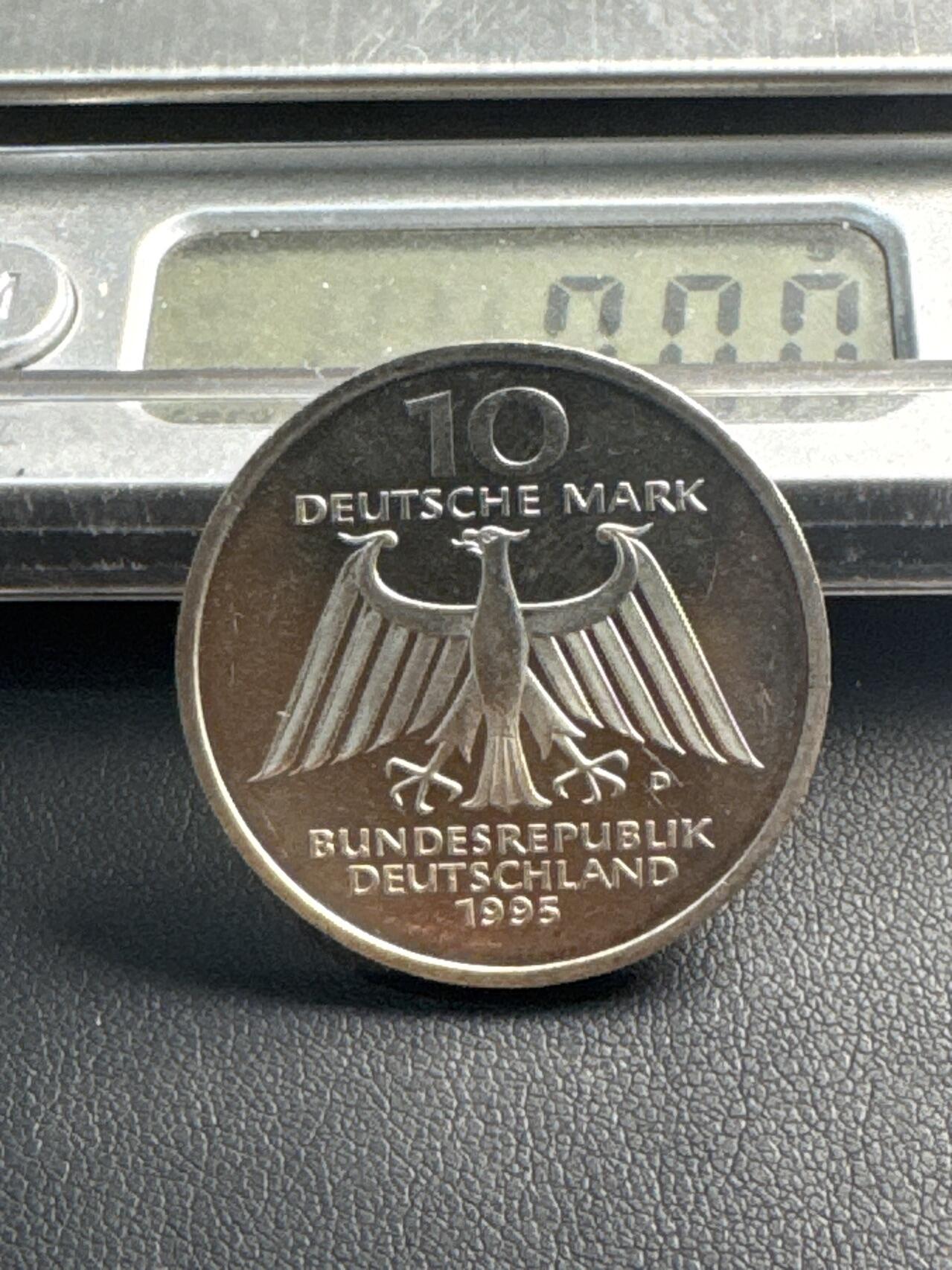 ❤️【币观天下】❤️ 第341期钱币拍卖- 2026.1.30周五晚上6点半场-长期征集拍品 春节前最后一场本场不能存放 节后恢复拍卖 1995年德国10马克银币伦琴射线发现100周年纪念，15.5克625银