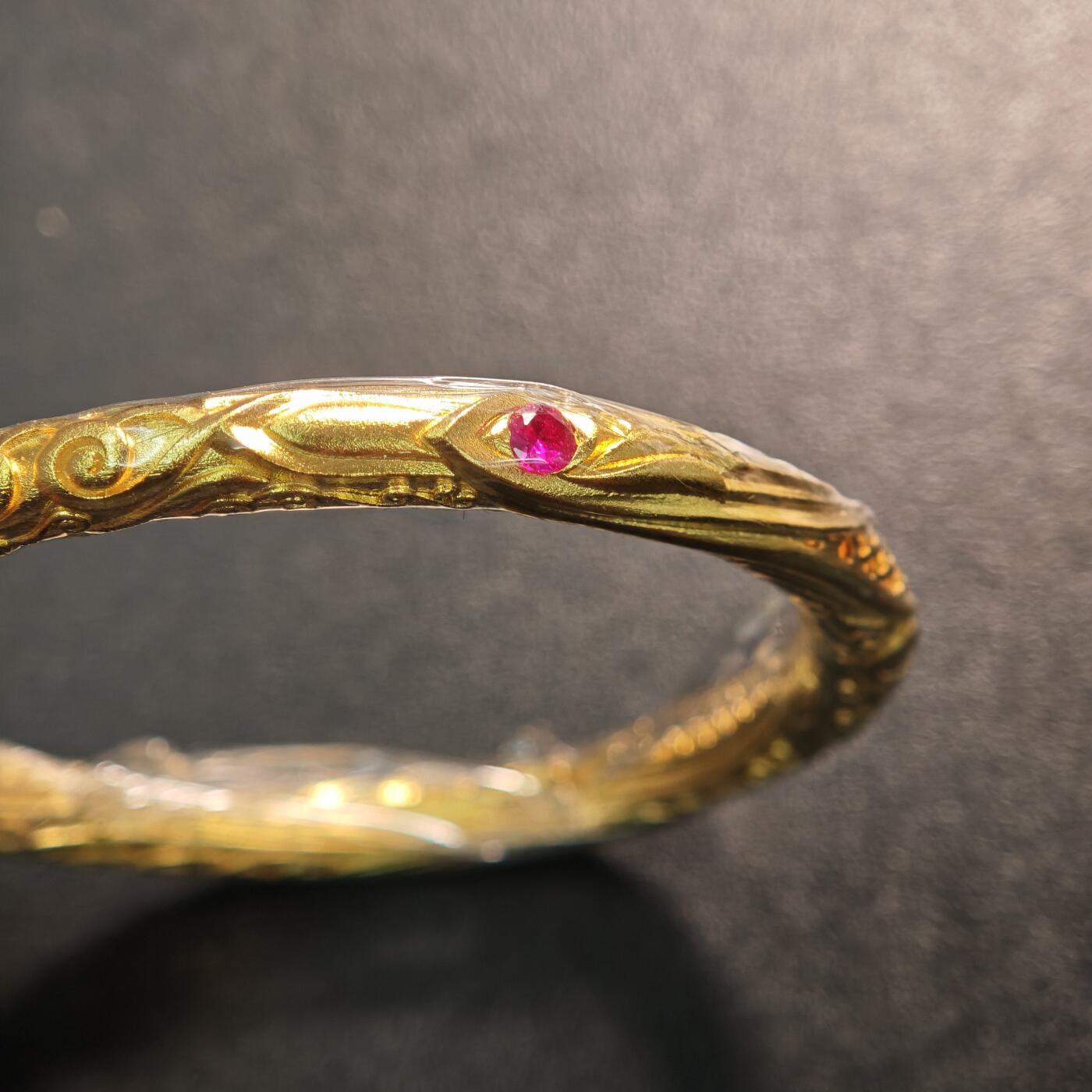 【德藏】世界币章拍卖第163期（拍品征集中~欢迎藏友联系） 2025年 喀麦隆哪吒乾坤圈镀金镶嵌环形纪念银币 925银 原盒 带证书 直径约：58mm；重约：23g