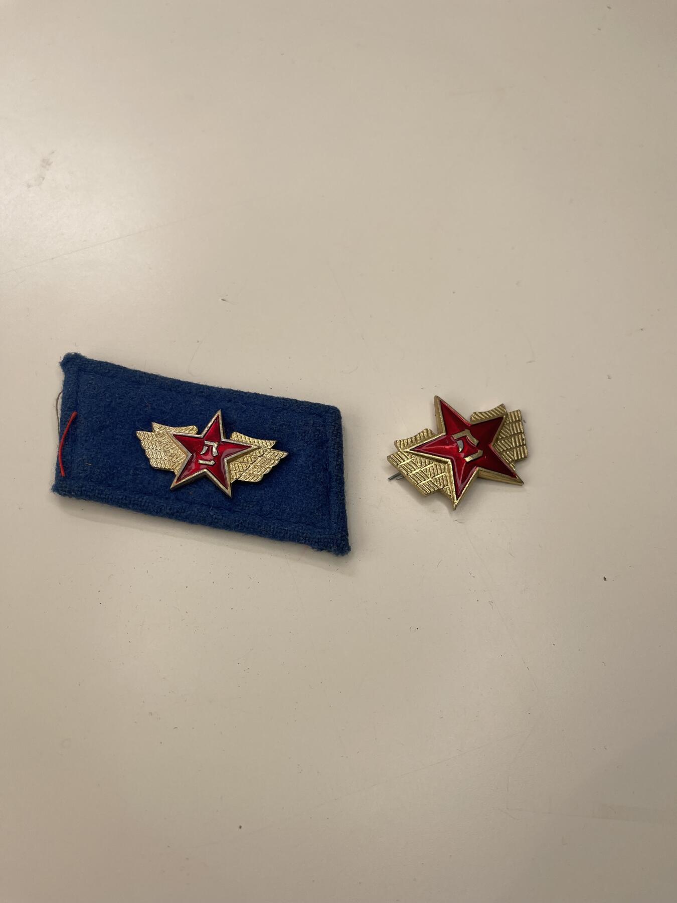 新时代收藏徽章红藏拍卖(第三十场)  徽章纸品证书杂项