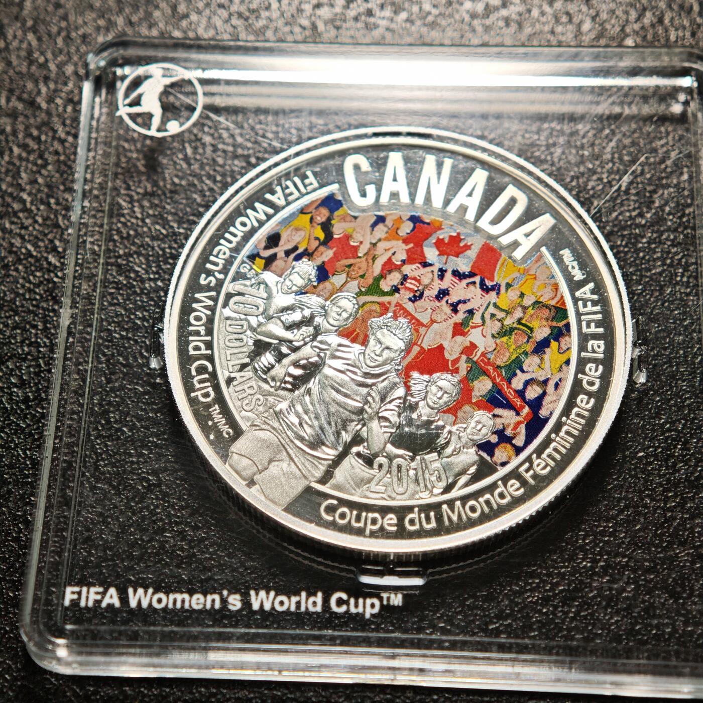【德藏】世界币章拍卖第163期（拍品征集中~欢迎藏友联系） 2015年 加拿大女足世界杯系列-加油加拿大精制纪念银币 999银 原盒 带证书 直径约：34mm；重约：1/2盎司