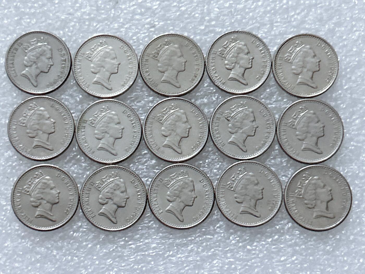 第一海外回流一元起拍收藏 散集专场  第296期 英国5便士硬币 小版 15枚