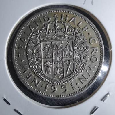 沼泽如烟--第979场 - 新西兰1951年半克朗