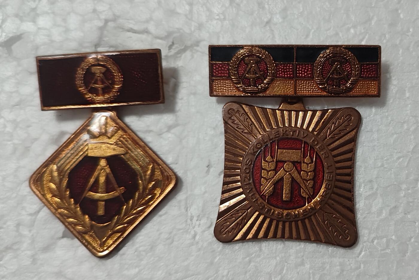 老俞小拍2 东德集体劳动2次获得上挂，个人劳动，集体劳动背面有胶痕