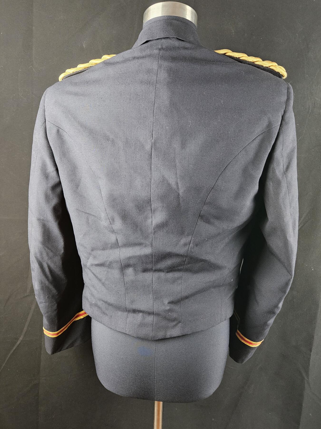 0元起拍勋章 第330期 咸鱼国勋章拍卖专场 2月1日（周日）下午6：00开始