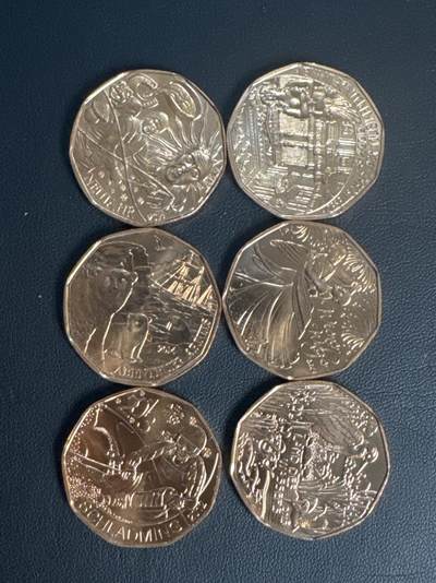 ❤️【币观天下】❤️ 第341期钱币拍卖- 2026.1.30周五晚上6点半场-长期征集拍品 春节前最后一场本场不能存放 节后恢复拍卖 - 奥地利紫铜九边型硬币 面值5欧 2012年 -2014年幸运礼物，舞蹈 ，湿地，滑雪世界杯 ，熊  ，新年快乐 共6枚