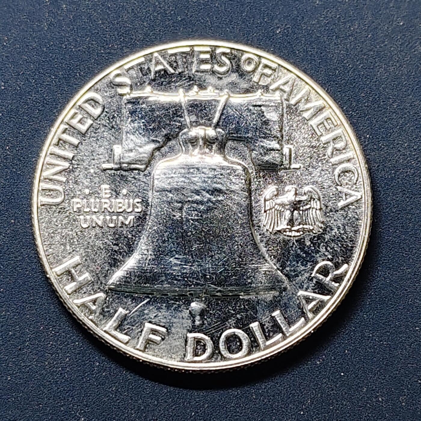 【全场包邮】纯粹捡漏拍499场-持续更新中 美国1961年富兰克林半元精制银币【31毫米12.5克90%，纯银价约316元（按28元银价折算）】