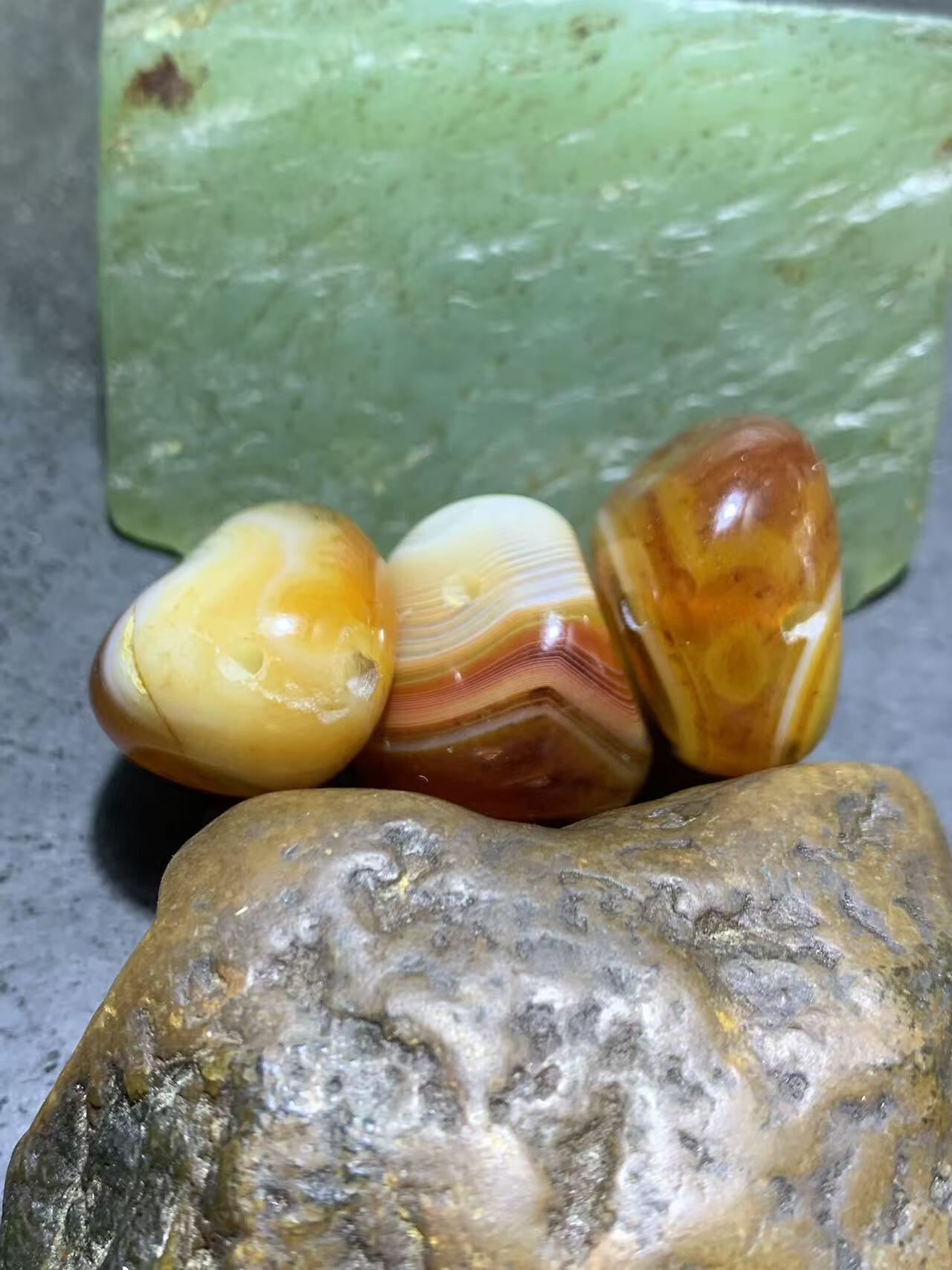 放福利！缠丝玛瑙原石通货吊坠3块