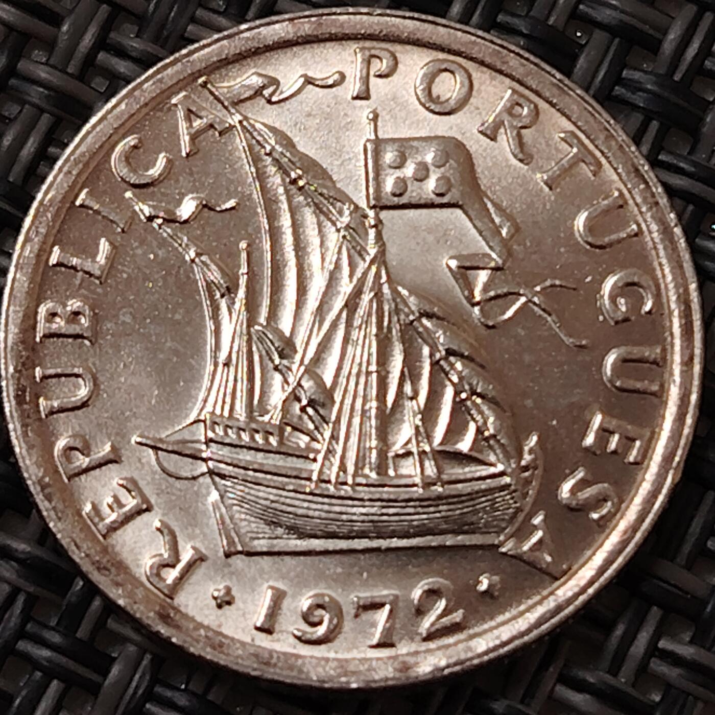 布加迪🐬～世界钱币(上海)🌾第 276 期 /  各国套币和散币 葡萄牙🇵🇹 1972年 2.5艾斯库多 ~L7