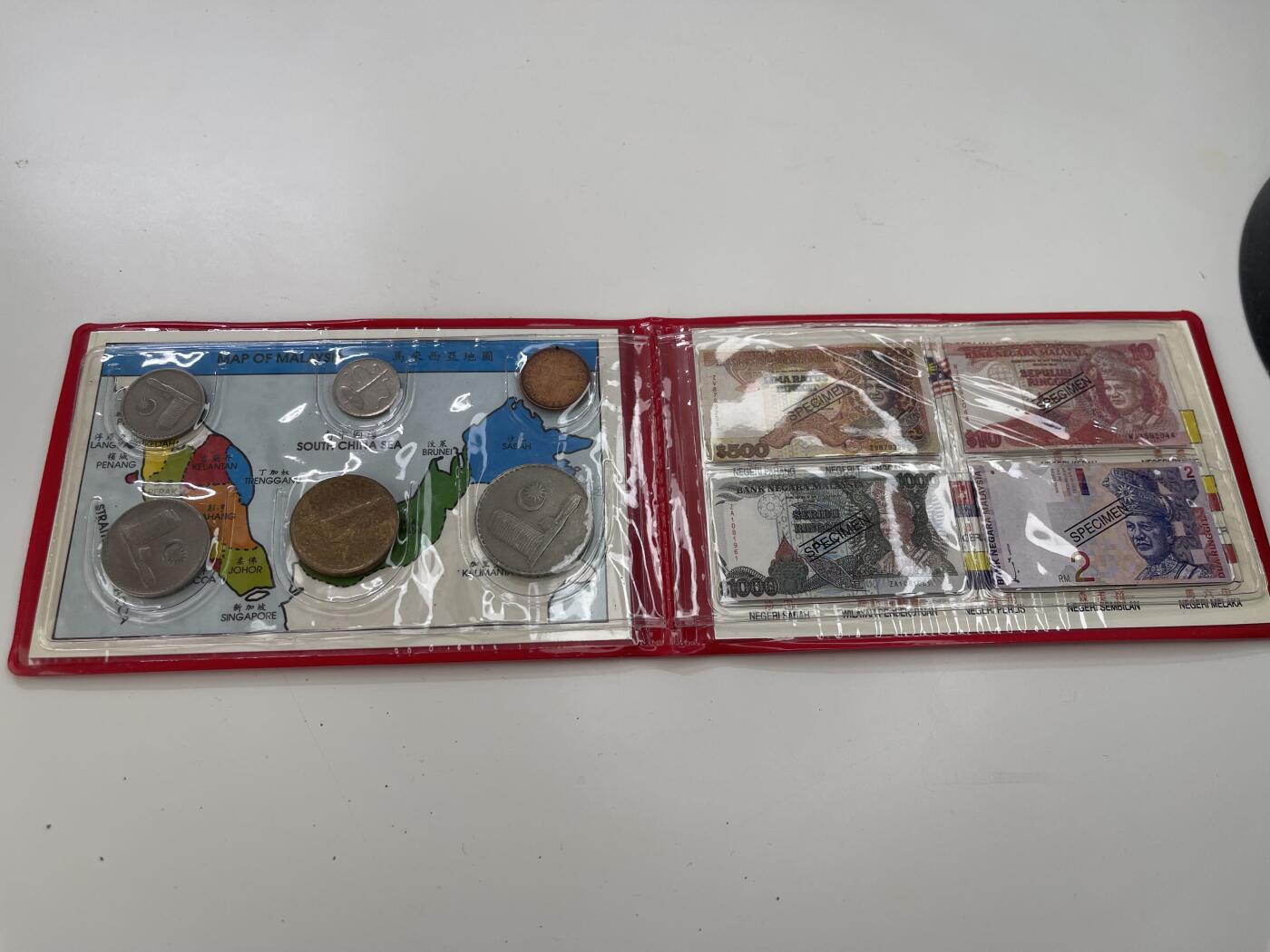 新时代收藏徽章红藏拍卖(第三十场)  徽章纸品证书杂项