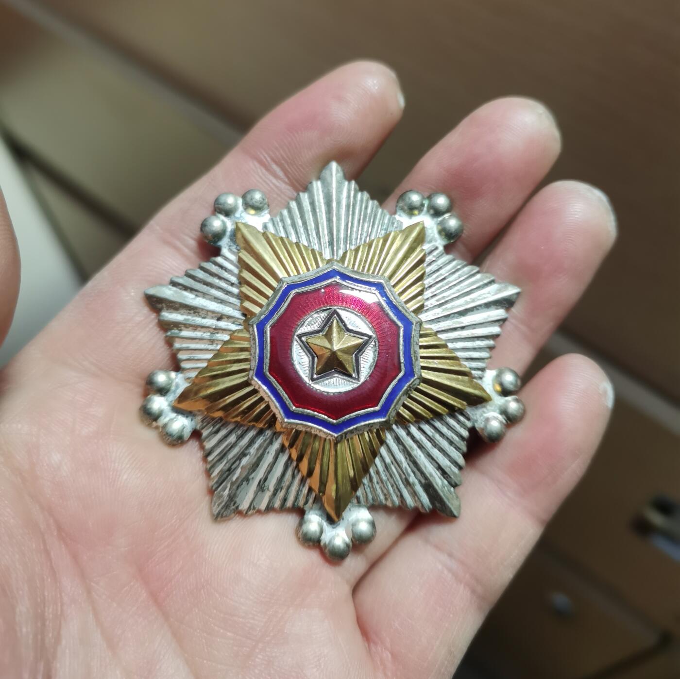 苏联朝鲜奖章收藏  朝鲜国旗勋章二级一枚