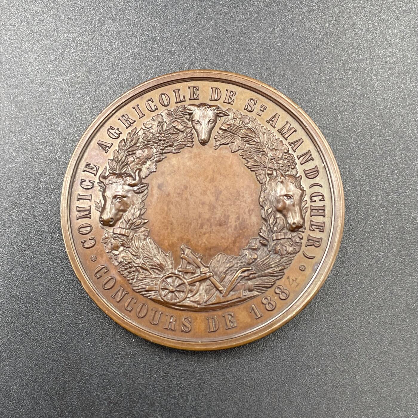 「木头集藏」章牌专场-第67场 1884年法国播种者农业种植铜奖章，直径：45.5mm，46.5g，边铭：丰饶角 CUIVRE，经典农业题材。