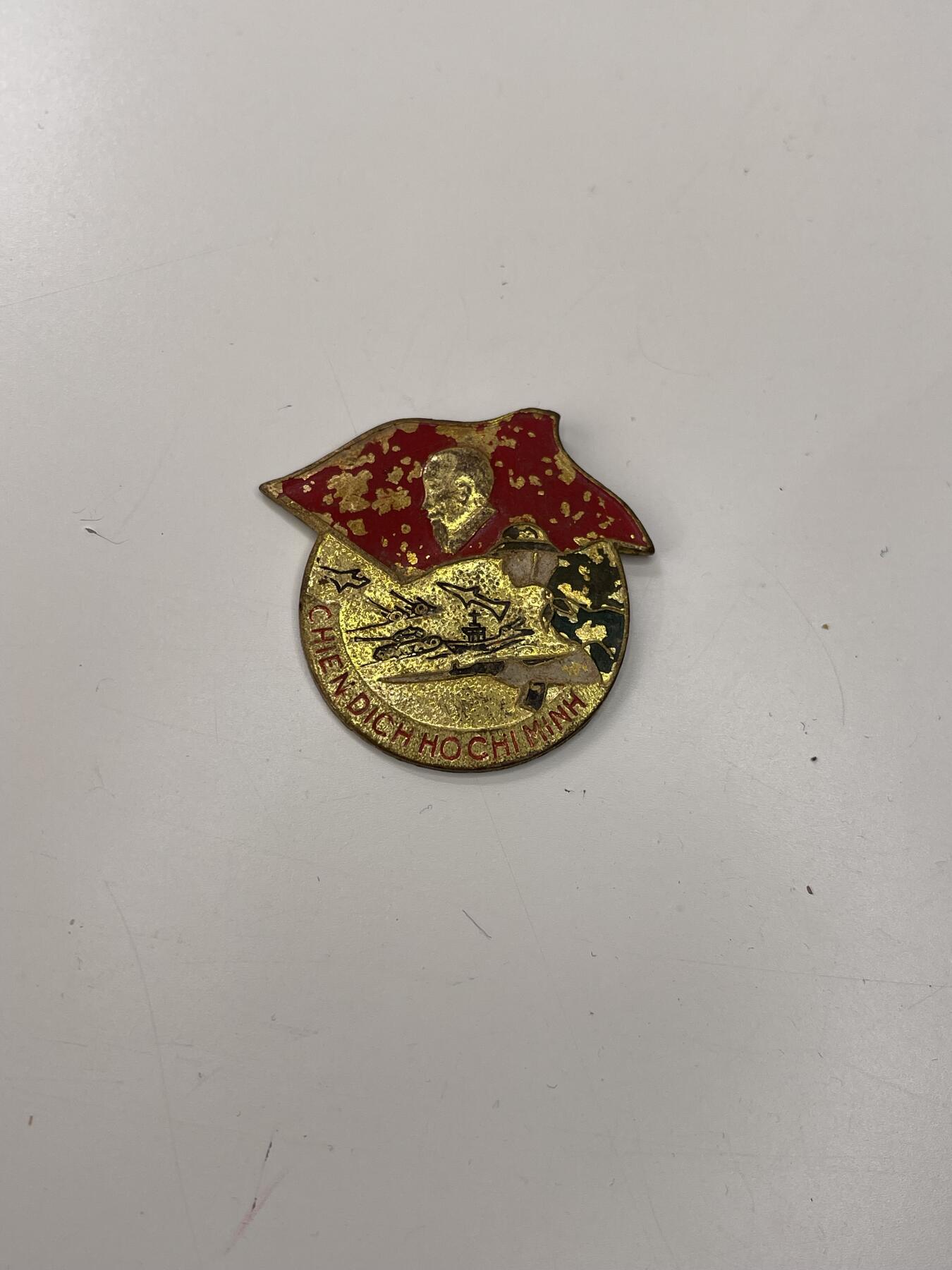 新时代收藏徽章红藏拍卖(第三十场)  徽章纸品证书杂项