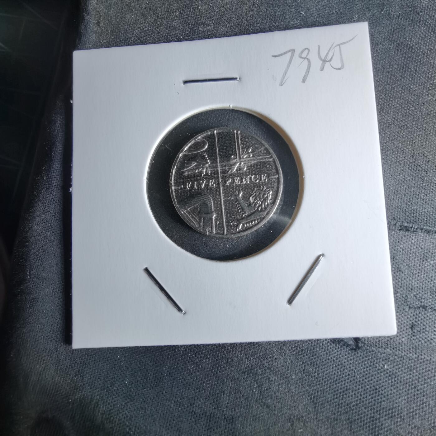 沼泽如烟--第979场 英国2012年5便士