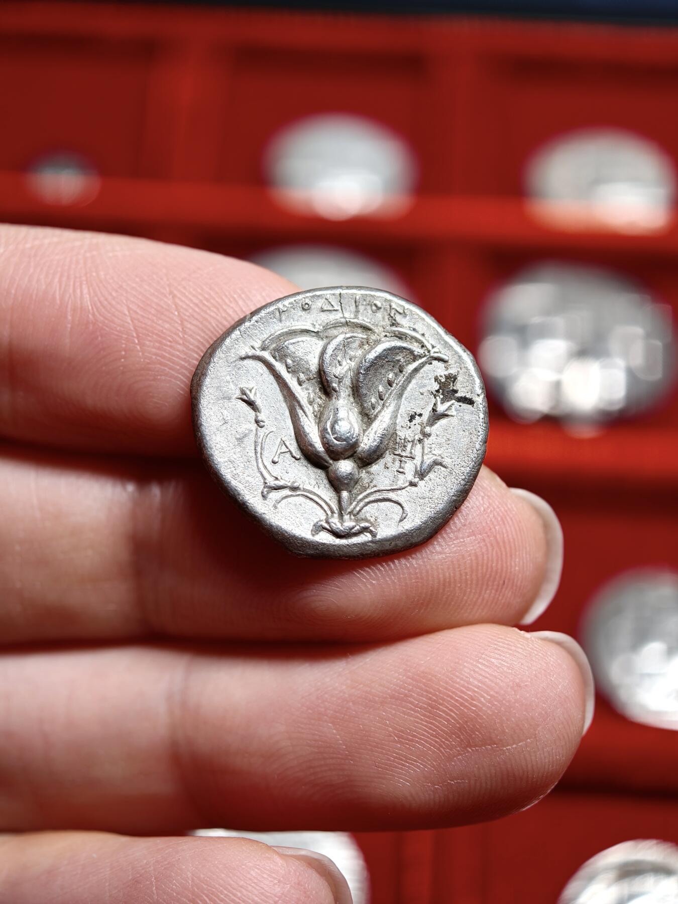 古希腊罗德岛太阳神玫瑰花银币