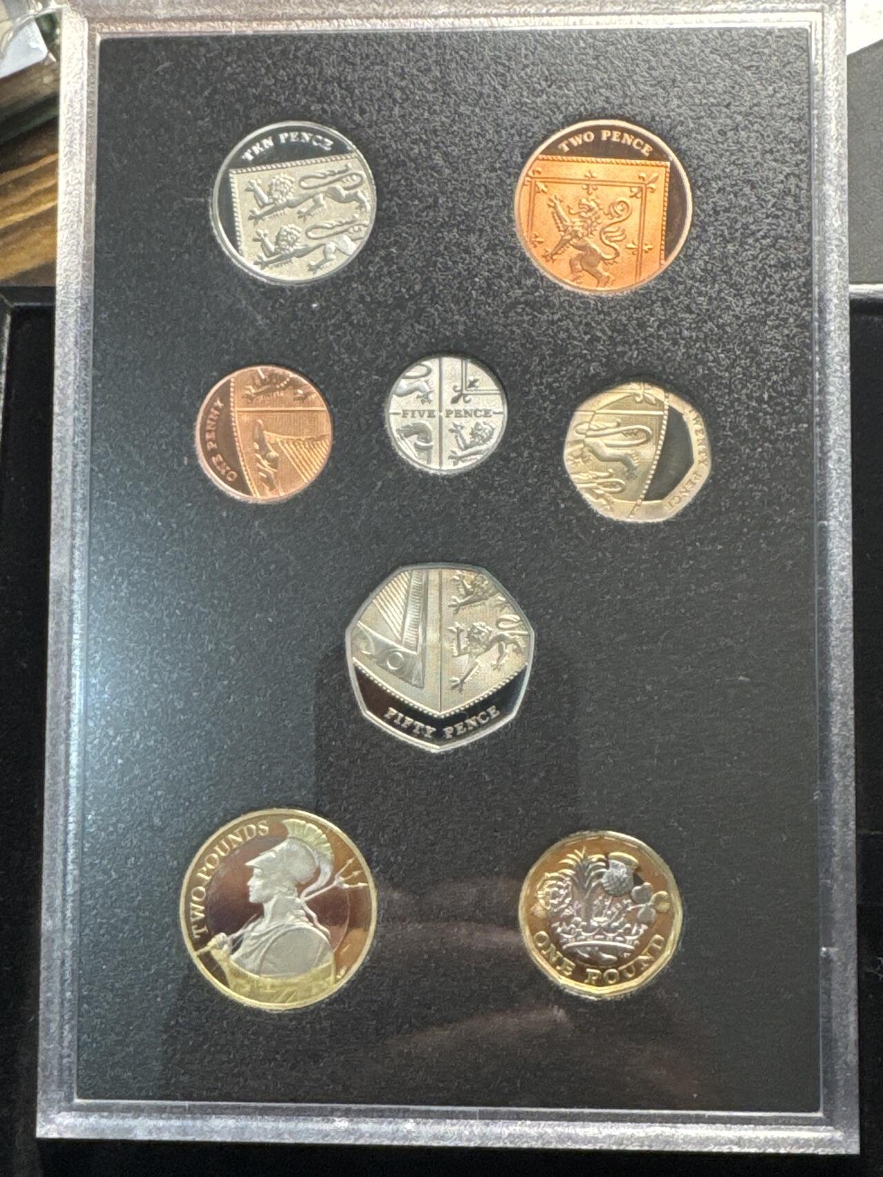 ❤️【币观天下】❤️ 第341期钱币拍卖- 2026.1.30周五晚上6点半场-长期征集拍品 春节前最后一场本场不能存放 节后恢复拍卖 英国2019年 年度精制套币 稀少年份 盒证齐全