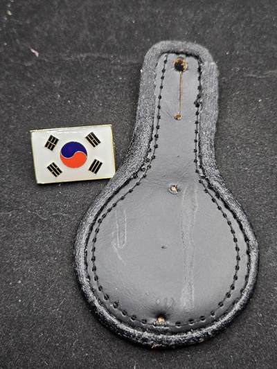 0元起拍勋章 第330期 咸鱼国勋章拍卖专场 2月1日（周日）下午6：00开始 - 韩军皮褂与国旗章