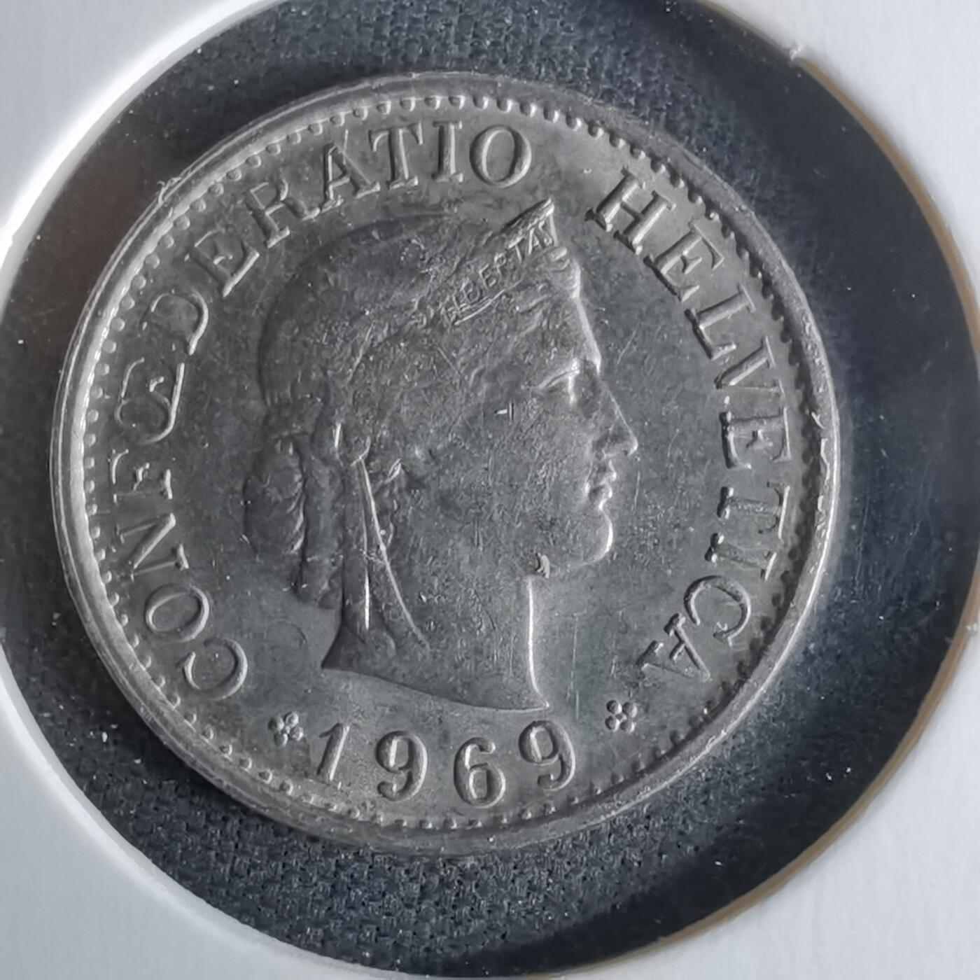 沼泽如烟--第979场 瑞士1969年10分