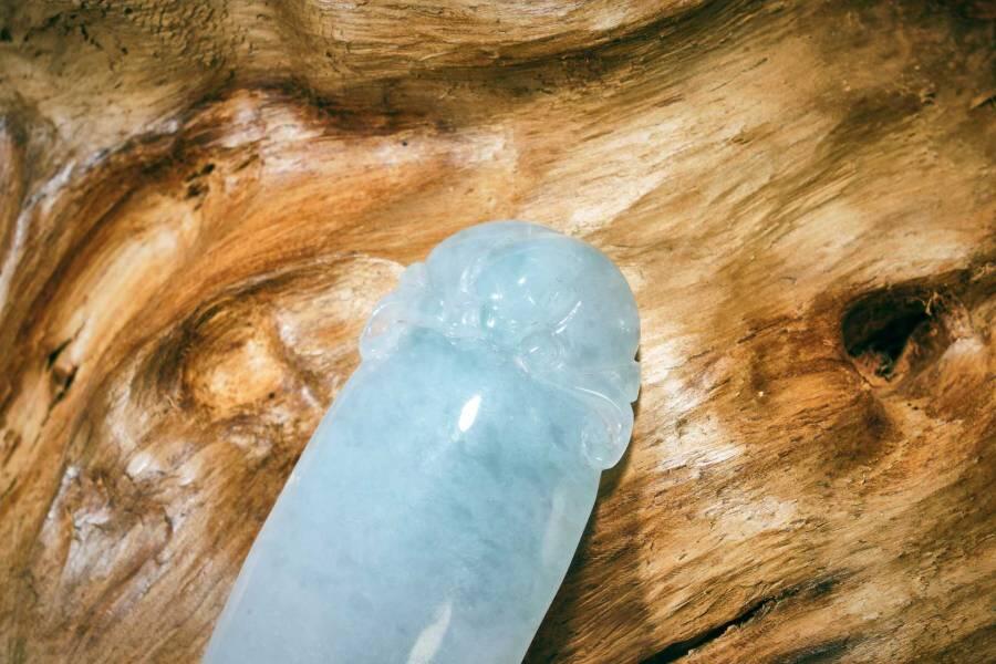 上海都达杂项专场十二（全场包邮】 天然冰糯种翡翠（A货）精雕《福气成双》挂件89-15