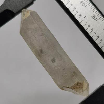 七河·世界币章矿标杂件每周小拍（总第36期）（周一结标） - 藏家出品 X712（2）云贵闪灵水晶原石 周正双尖长条 带老皮 本件拍品由合作藏家邮寄