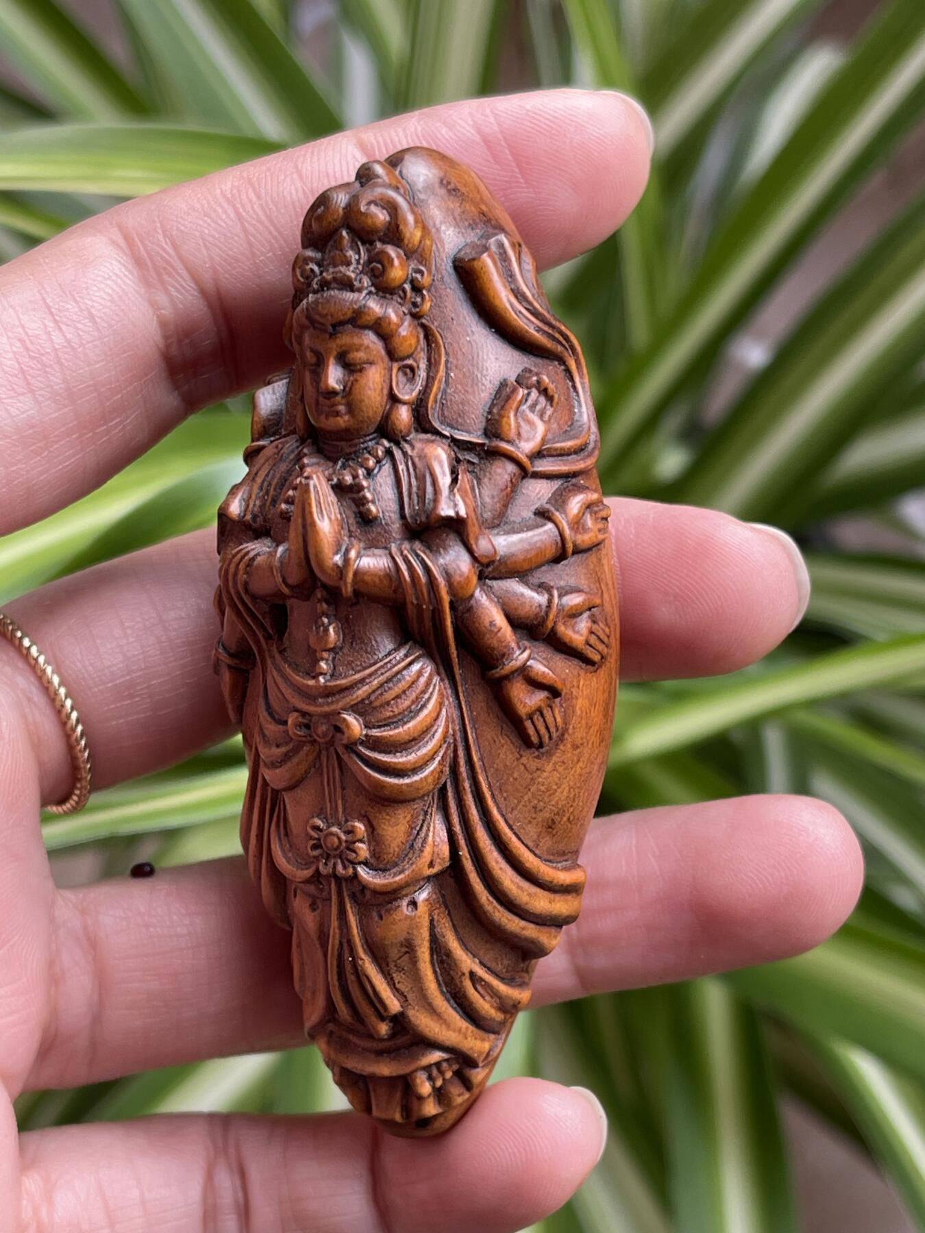 喵了个咪的第三期木器杂项小摆件拍卖 黄杨木千手观音